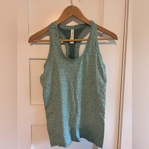 Athleta momentum tank